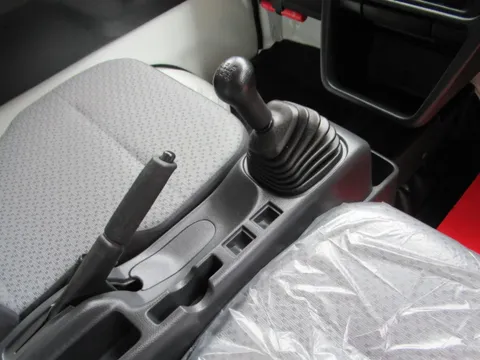 Mazda Scrum Truck