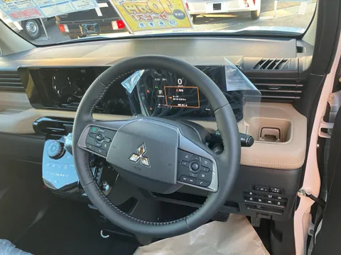 Mitsubishi Delica Mini