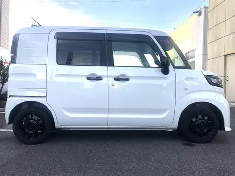 Suzuki Spacia Base
