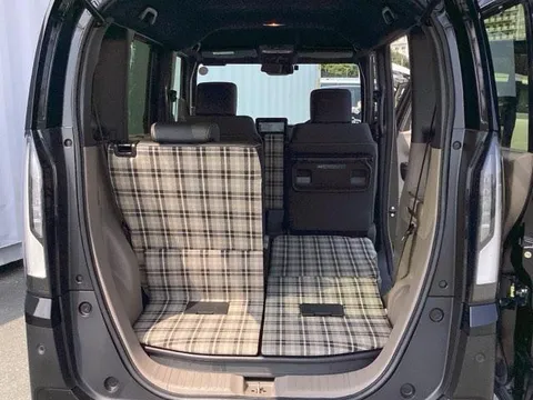 Honda N-BOX Joy