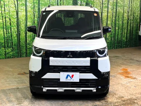 Mitsubishi Delica Mini