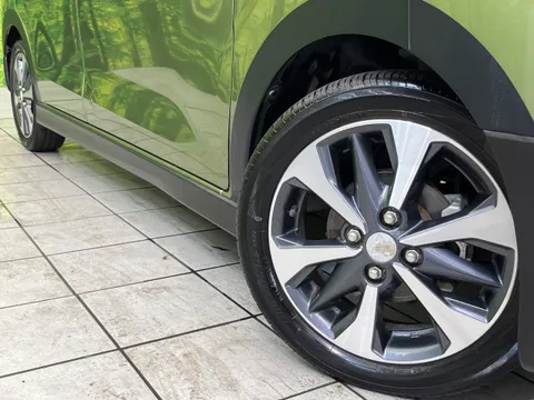 Mitsubishi eK X