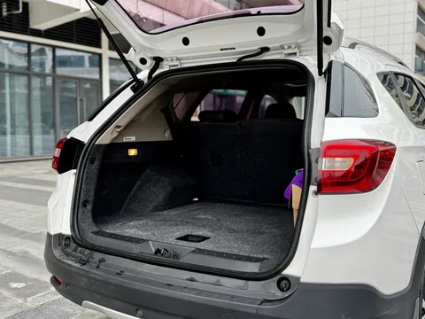 Dongfeng AX3