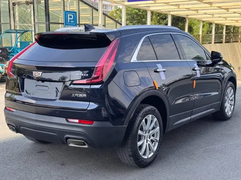 Cadillac XT4