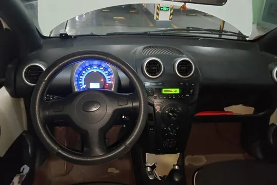 BYD F0