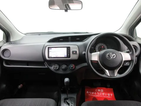 Toyota Yaris (Vitz)