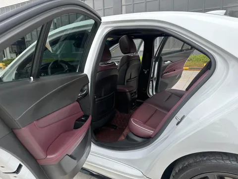 Cadillac CT4