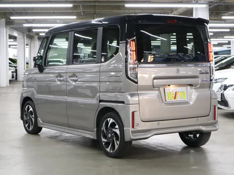 Suzuki Spacia Custom