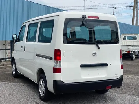 Toyota TownAce Van