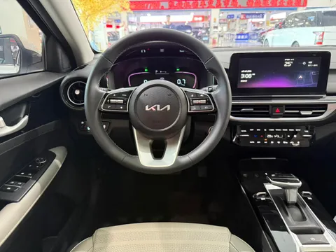 Kia Cerato (K3)