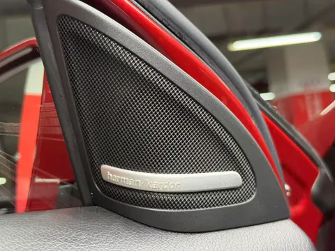 Mercedes-Benz Mercedes-Benz GLA