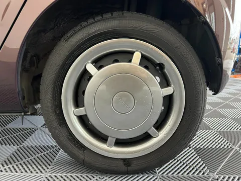 Daihatsu Mira Tocot