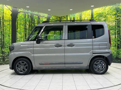 Suzuki Spacia Gear