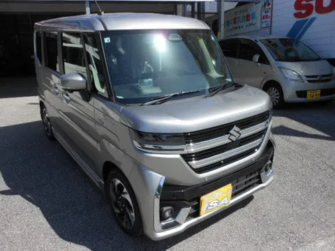 Suzuki Spacia