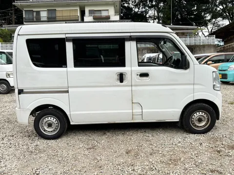 Nissan Clipper