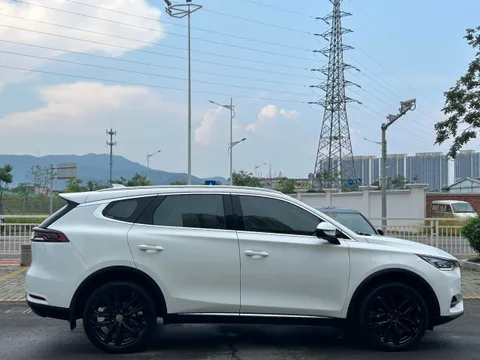 BYD Tang