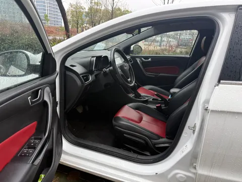 Chery Arrizo 5