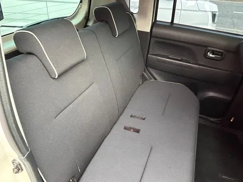 Toyota Pixis Space