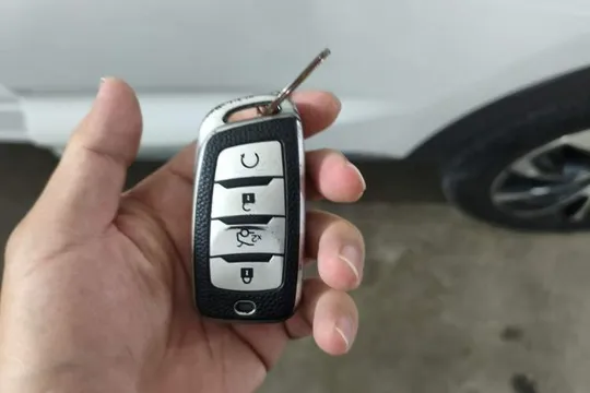 Changan CS85