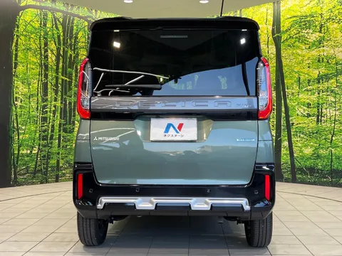 Mitsubishi Delica Mini