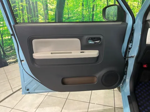 Daihatsu Mira Tocot