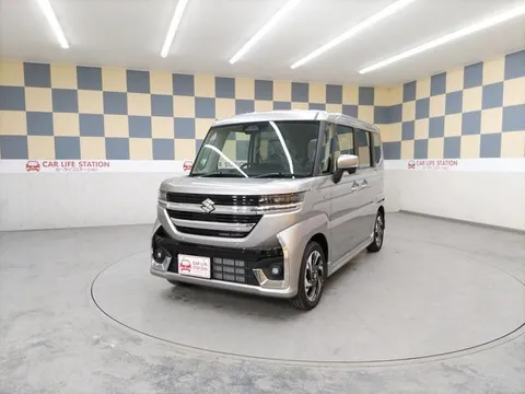 Suzuki Spacia Custom