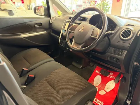 Mitsubishi eK Custom