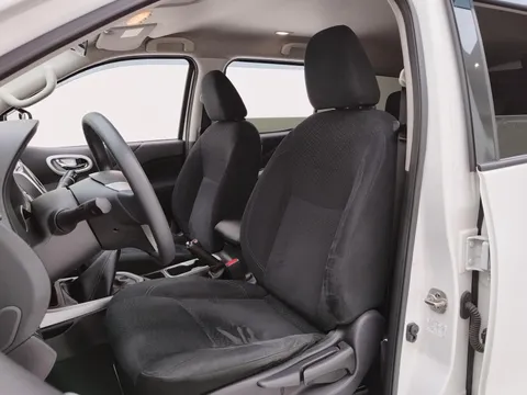 Nissan Terra
