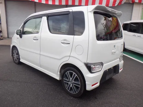Suzuki Wagon R Stingray