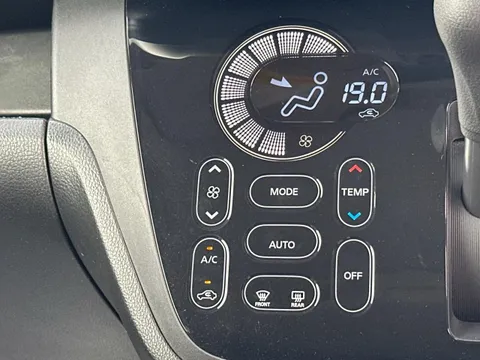 Mitsubishi eK Space Custom