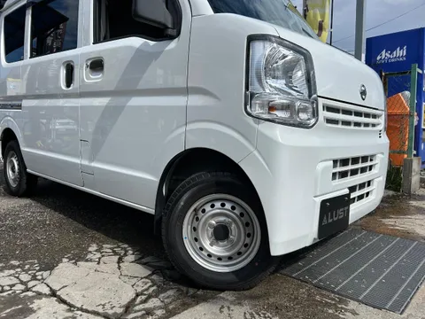 Nissan Clipper