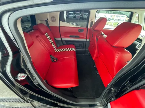 Honda N-BOX Slash