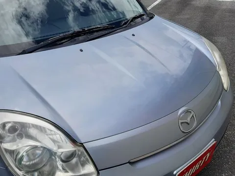 Mazda Verisa