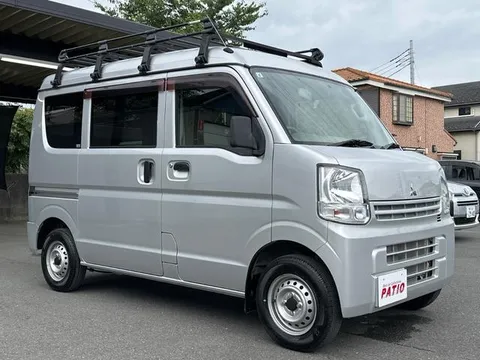 Mitsubishi Minicab Van
