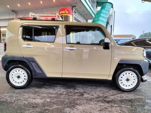 Daihatsu Taft