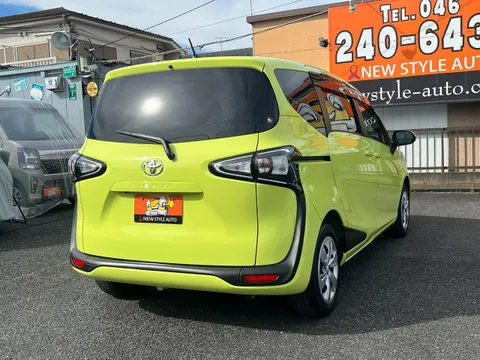 Toyota Sienta