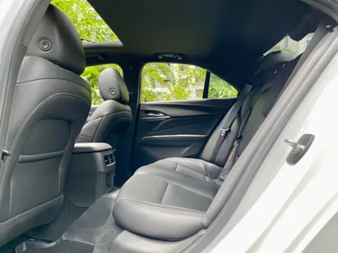 Cadillac CT4