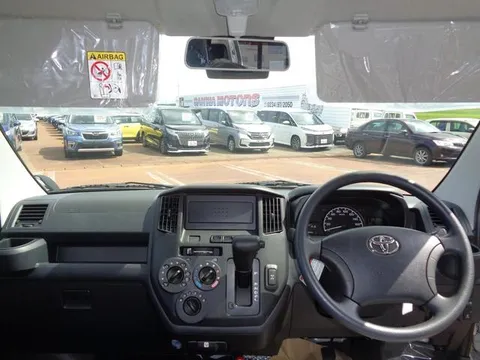 Toyota TownAce Van