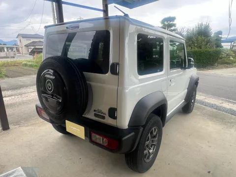 Suzuki Jimny Sierra