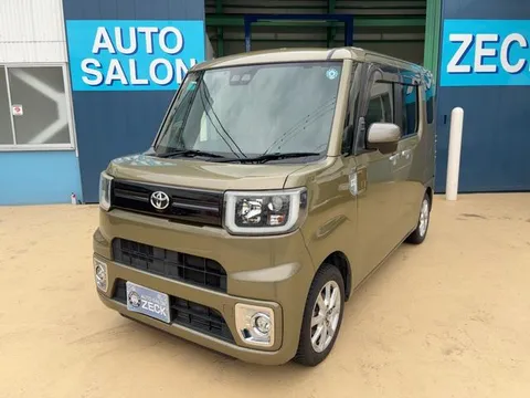 Toyota Pixis Mega