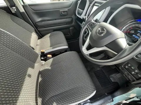 Mazda Flair Crossover