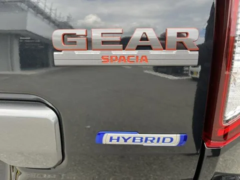 Suzuki Spacia Gear