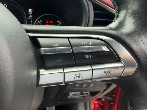 Mazda MAZDA3 Fastback