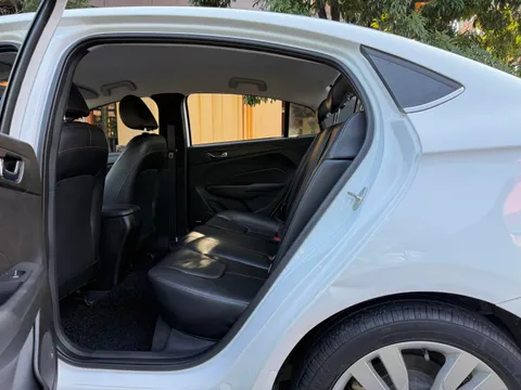 Chery Arrizo 5
