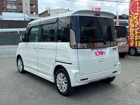 Suzuki Spacia Custom Z