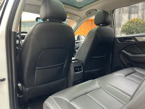 Roewe RX5