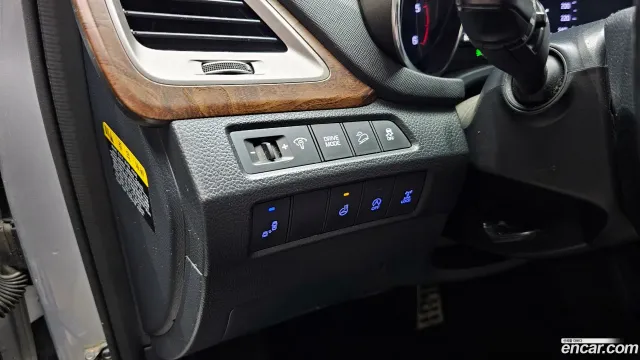 Hyundai Grand Santa Fe (Maxcruz)