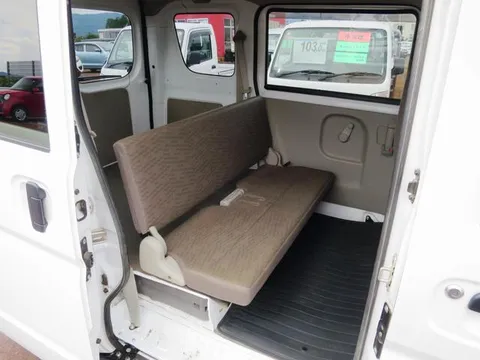 Nissan Clipper