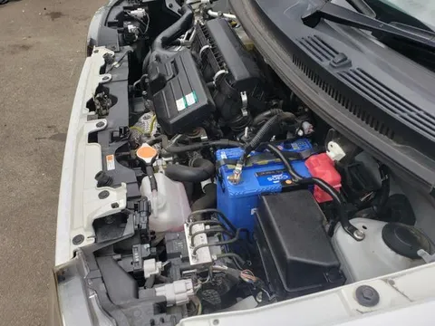 Daihatsu Mira Tocot