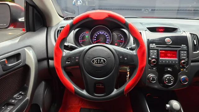 Kia Cerato (Forte)